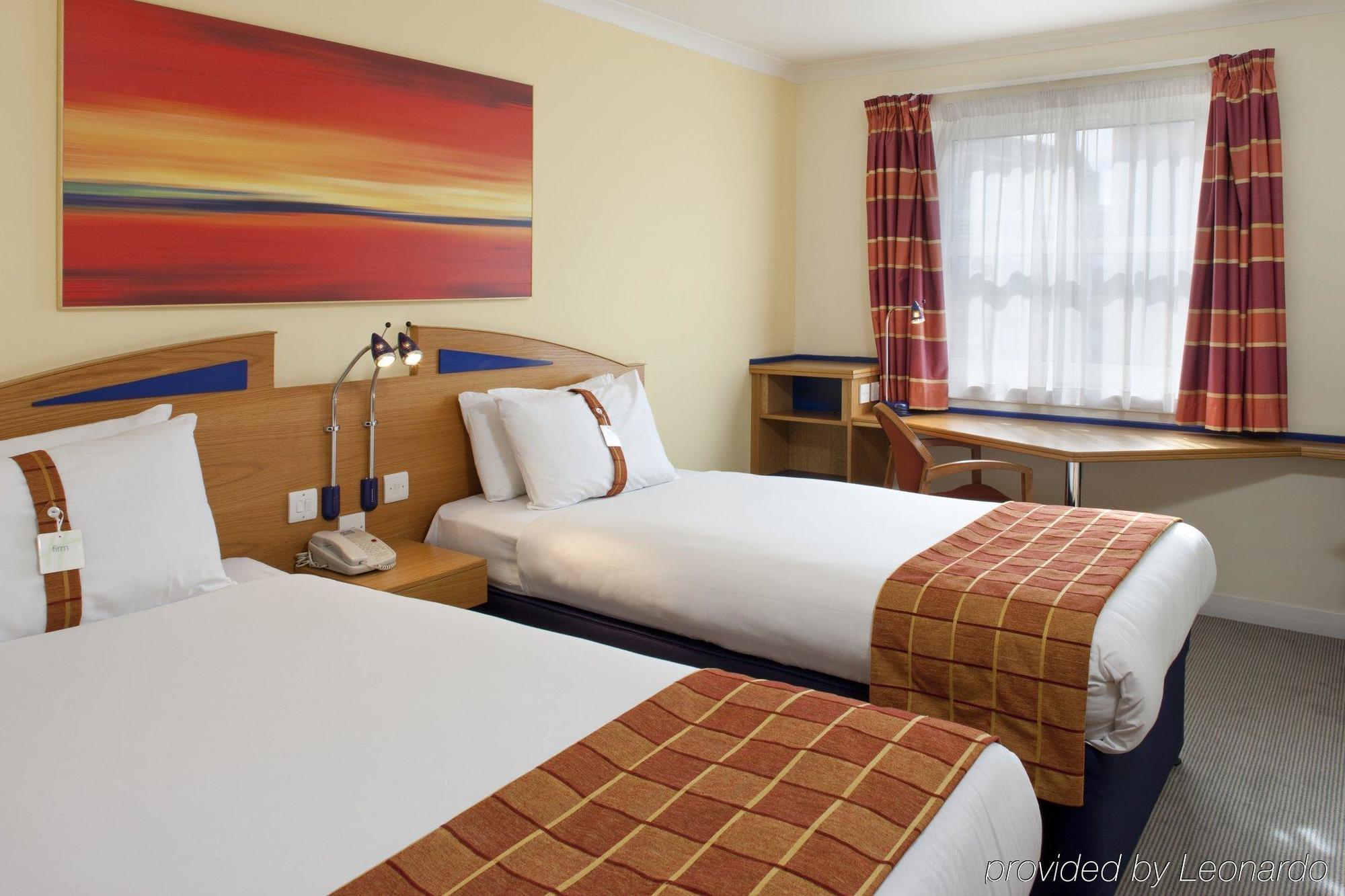 Express London-hammersmith By Ihg 3*