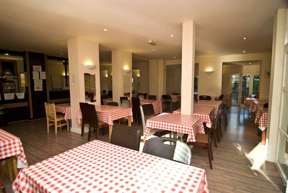 Gloucester 3* London