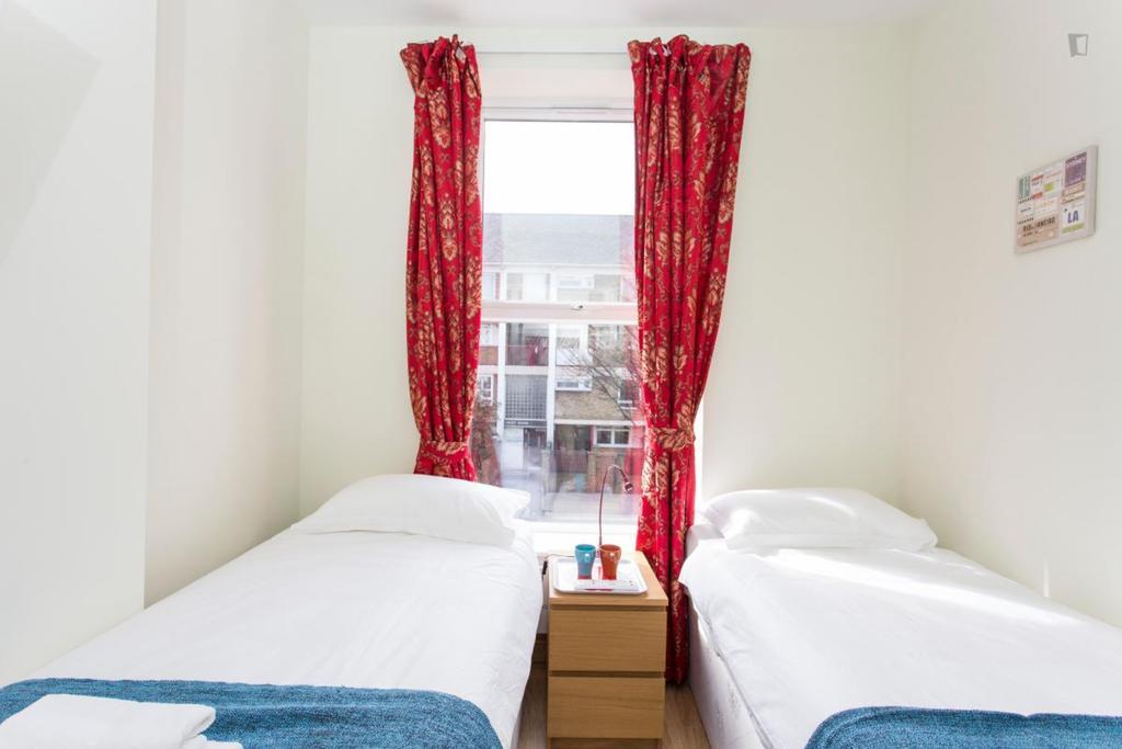 406 Harrow Gasthof London