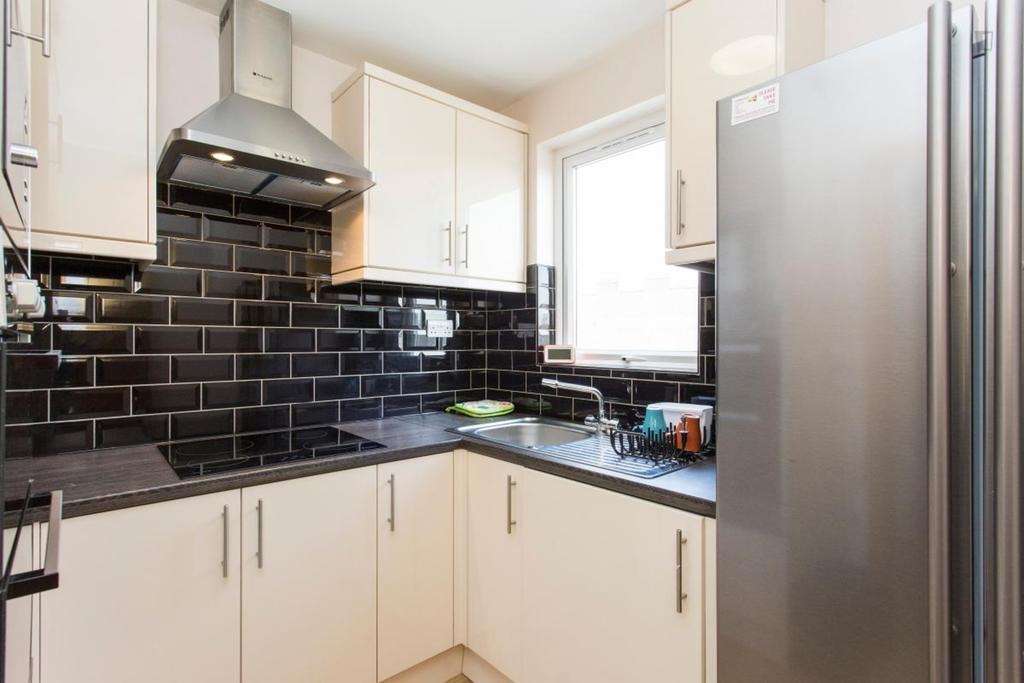 406 Harrow Gasthof 2*