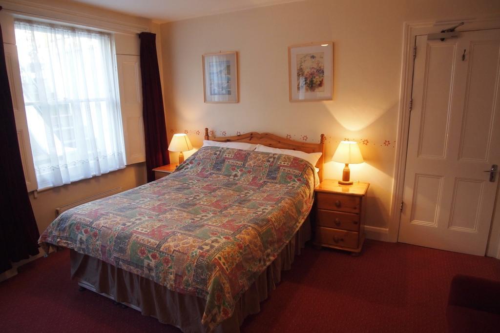 Kandara Bed & Breakfast London