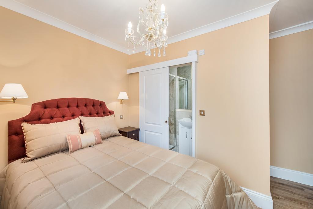 London Residence Guest house *