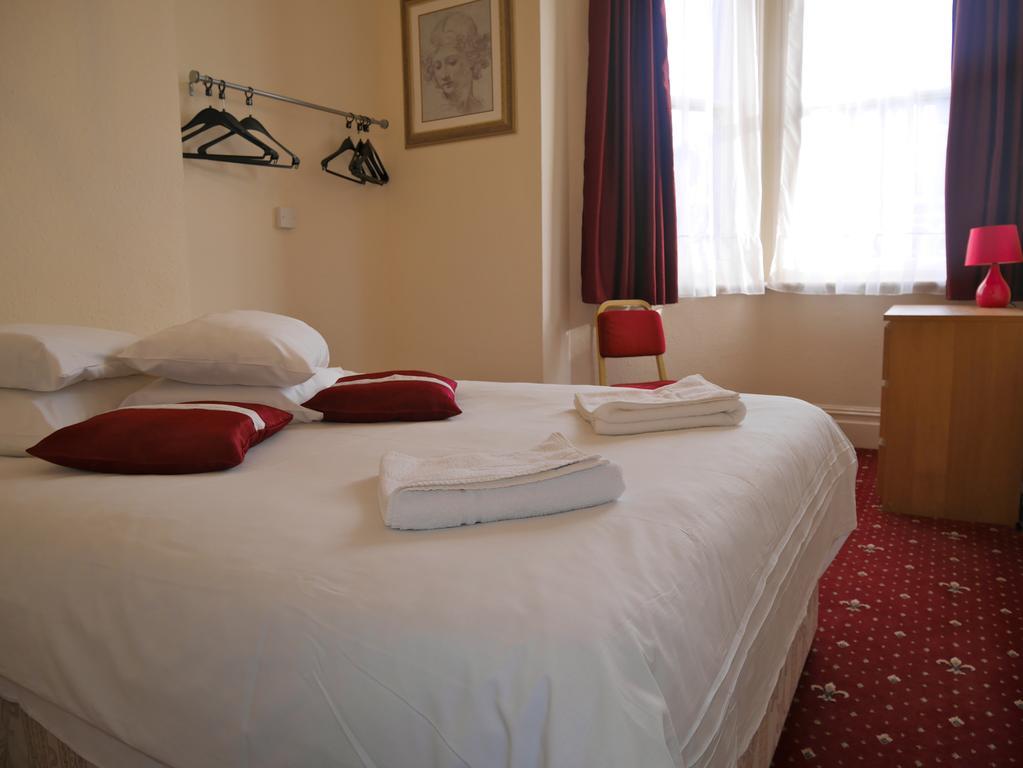 Bed & Breakfast Five Kings London