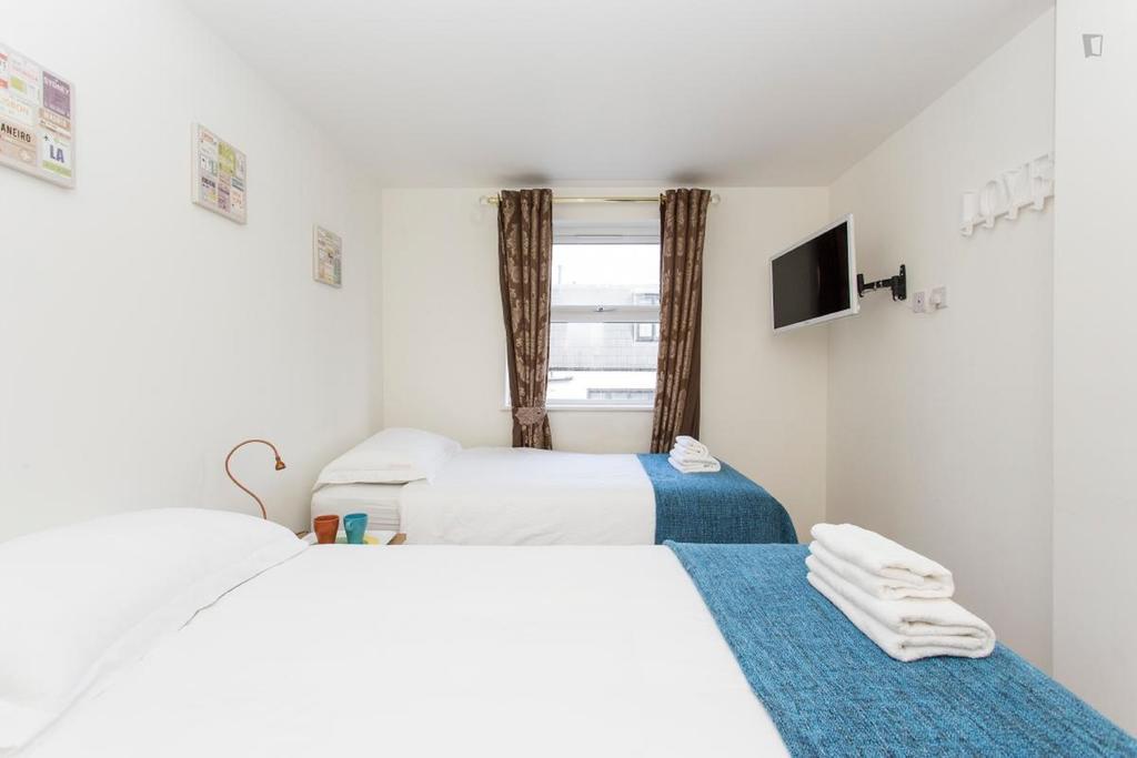 406 Harrow Gasthof 2*