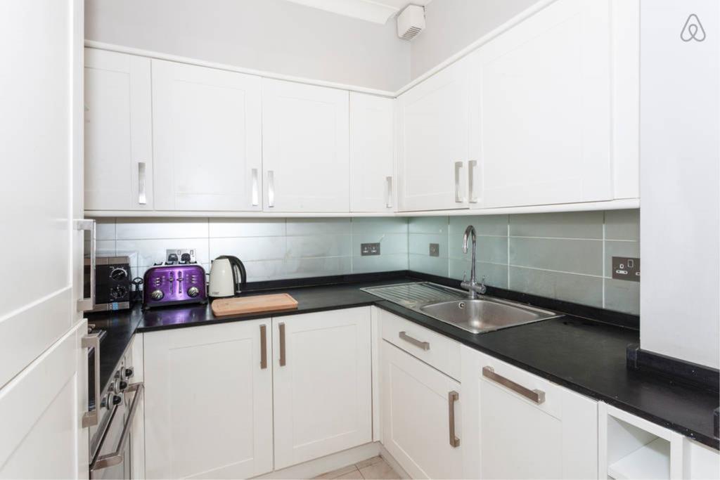 Hotel Kensington Rooms And Apartments London