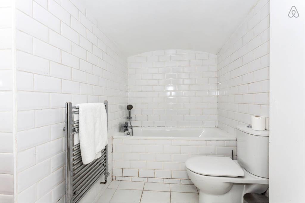 Hotel Kensington Rooms And Apartments 2*