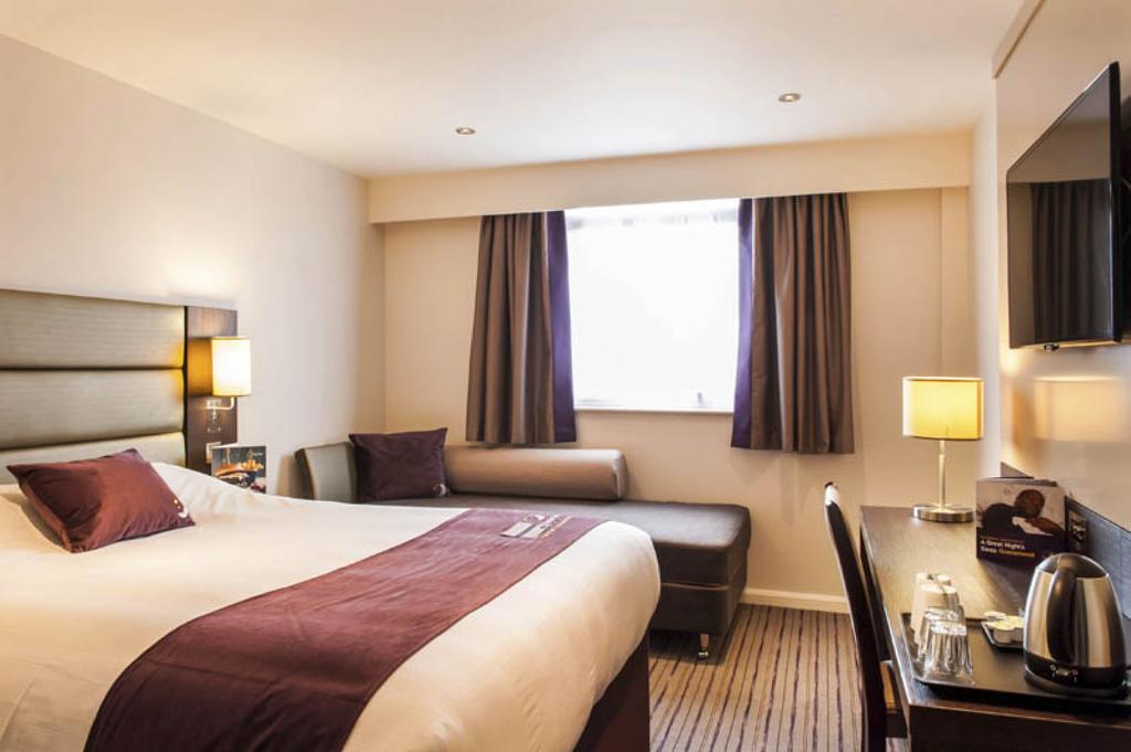 Premier Wandsworth 3* London