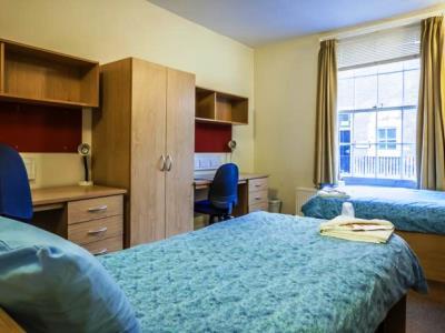 Lse Passfield Hall * London