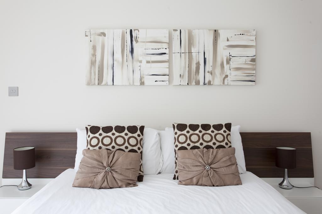 Apartment Bezier *