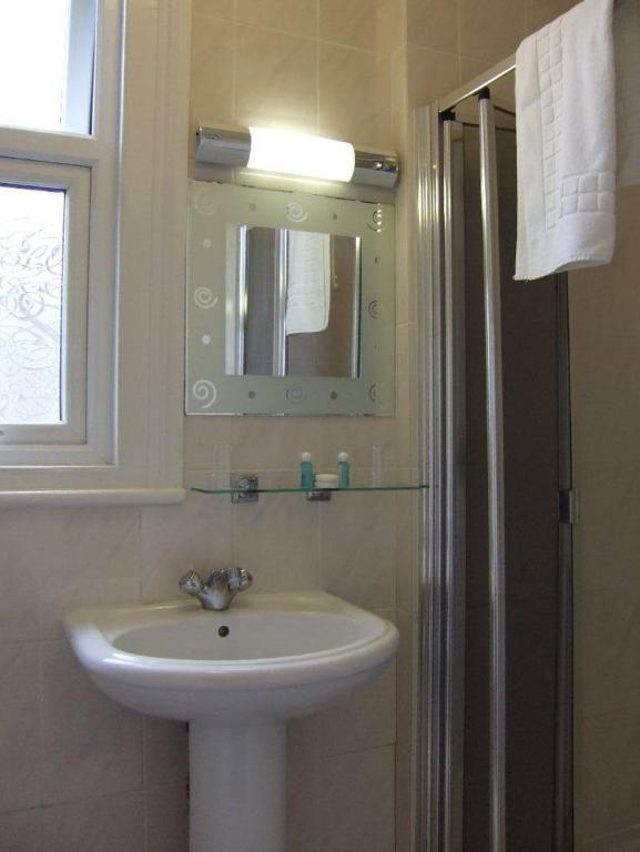Hotell Brook 3*