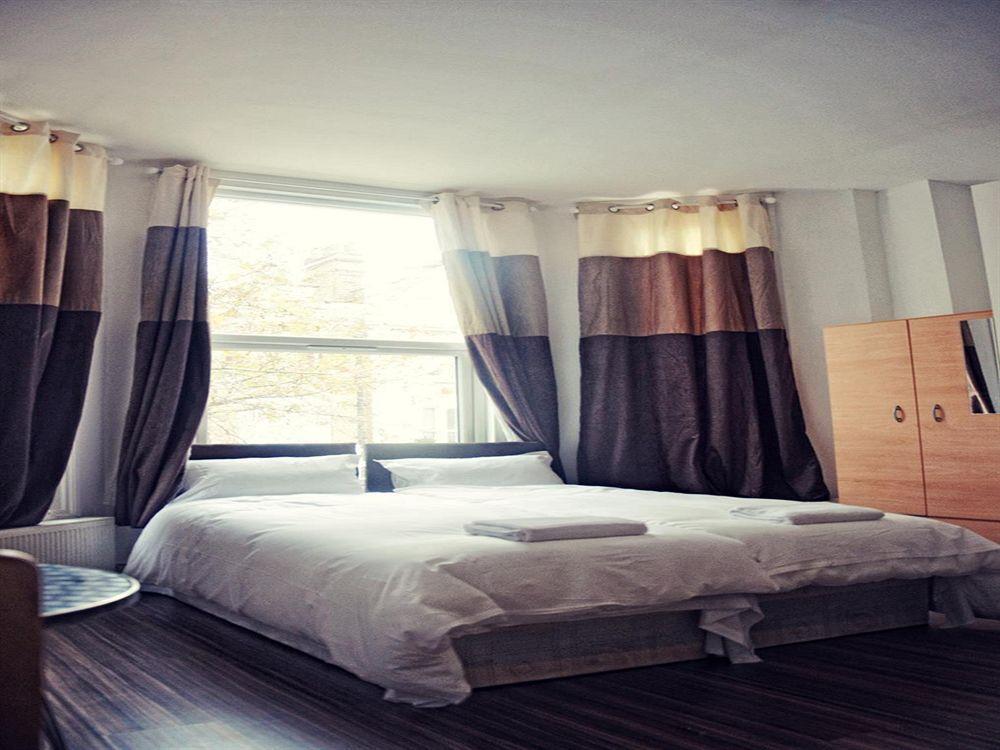 Holland Aparthotel London