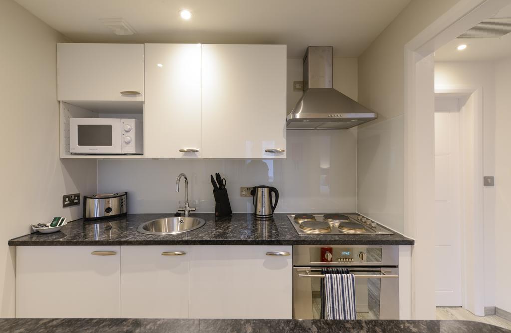Apartment Court *
