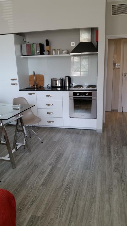 Apartment Court *