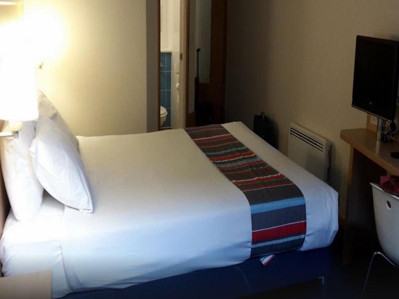 Travelodge Road Hotel London
