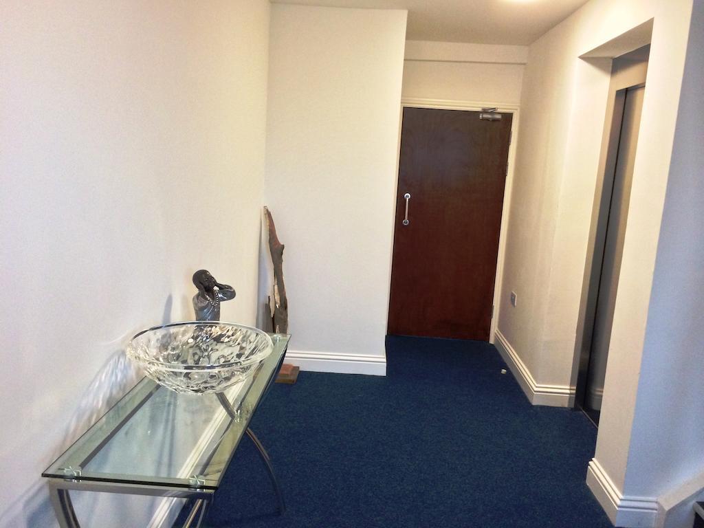 Globe City Apartment London