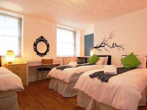 Acorn - Bedford Place Hotel