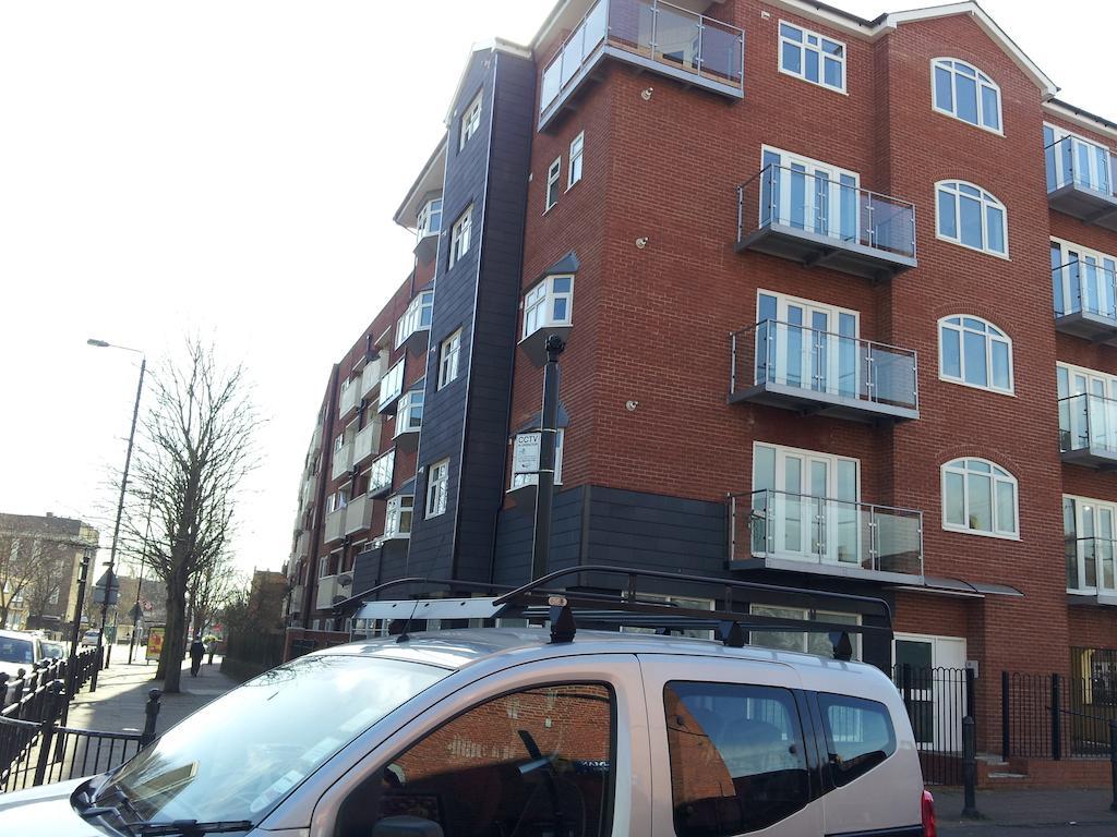 Apartment Globe City London