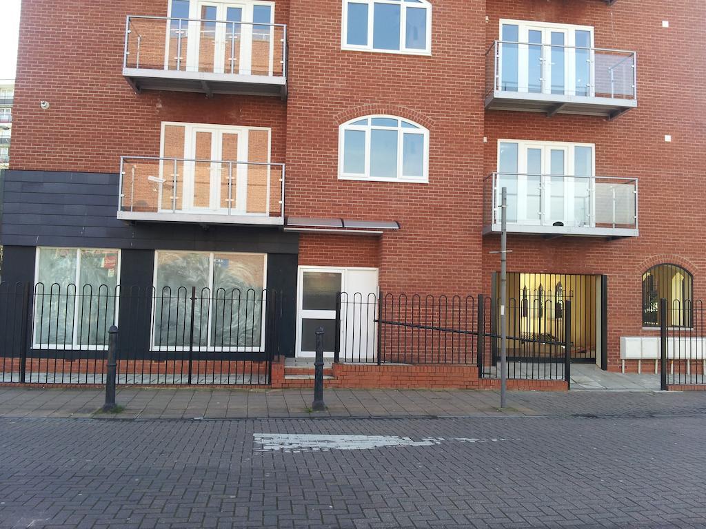 Apartment Globe City London