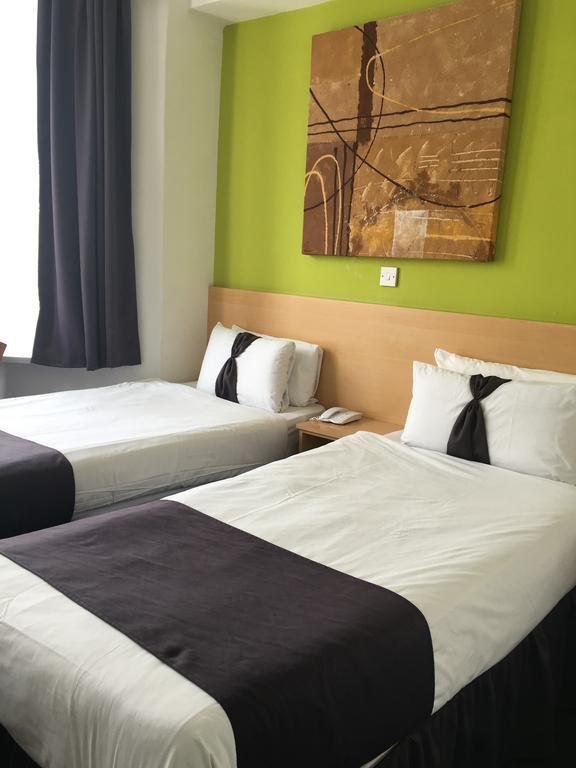 Hotel Clapham South Dudley London
