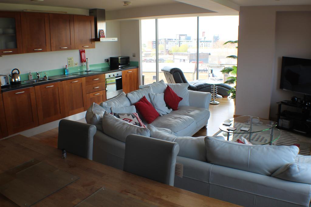 Apartment Bow London