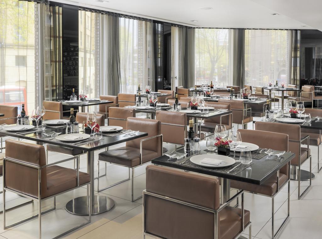 Hotel H10 Waterloo 4*