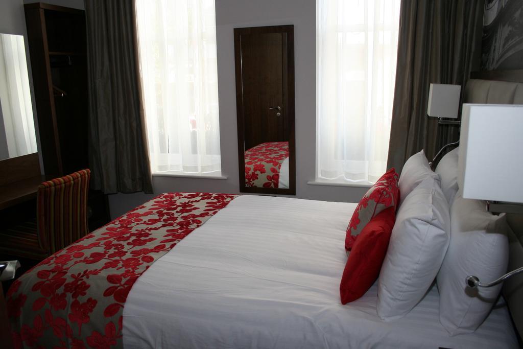 Hotel Seraphine Kensington Olympia London