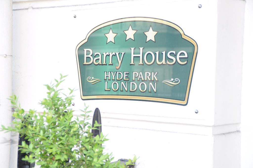 Guest house Barry House