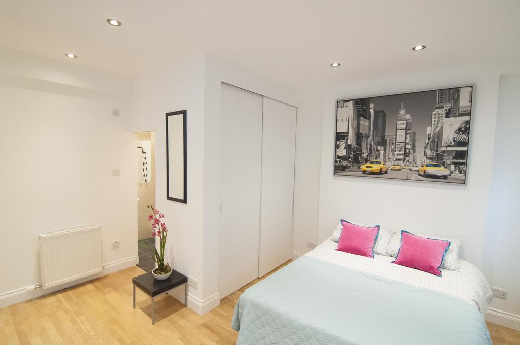 Apartment Piccadilly London