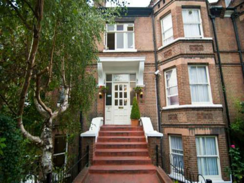 Bed & Breakfast Five Kings London