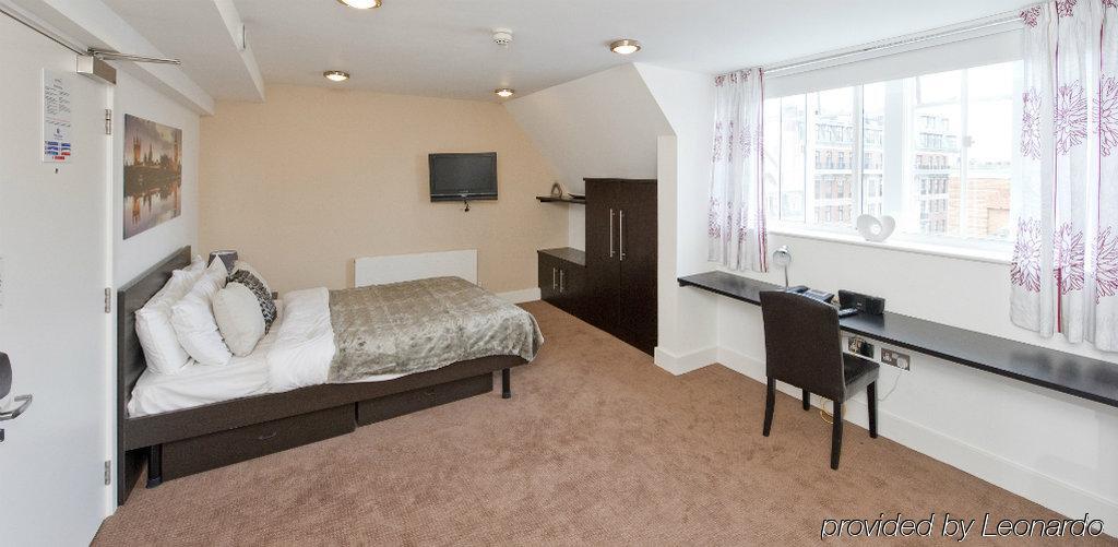2 Devonshire London