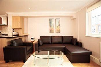 Serviced Apartment