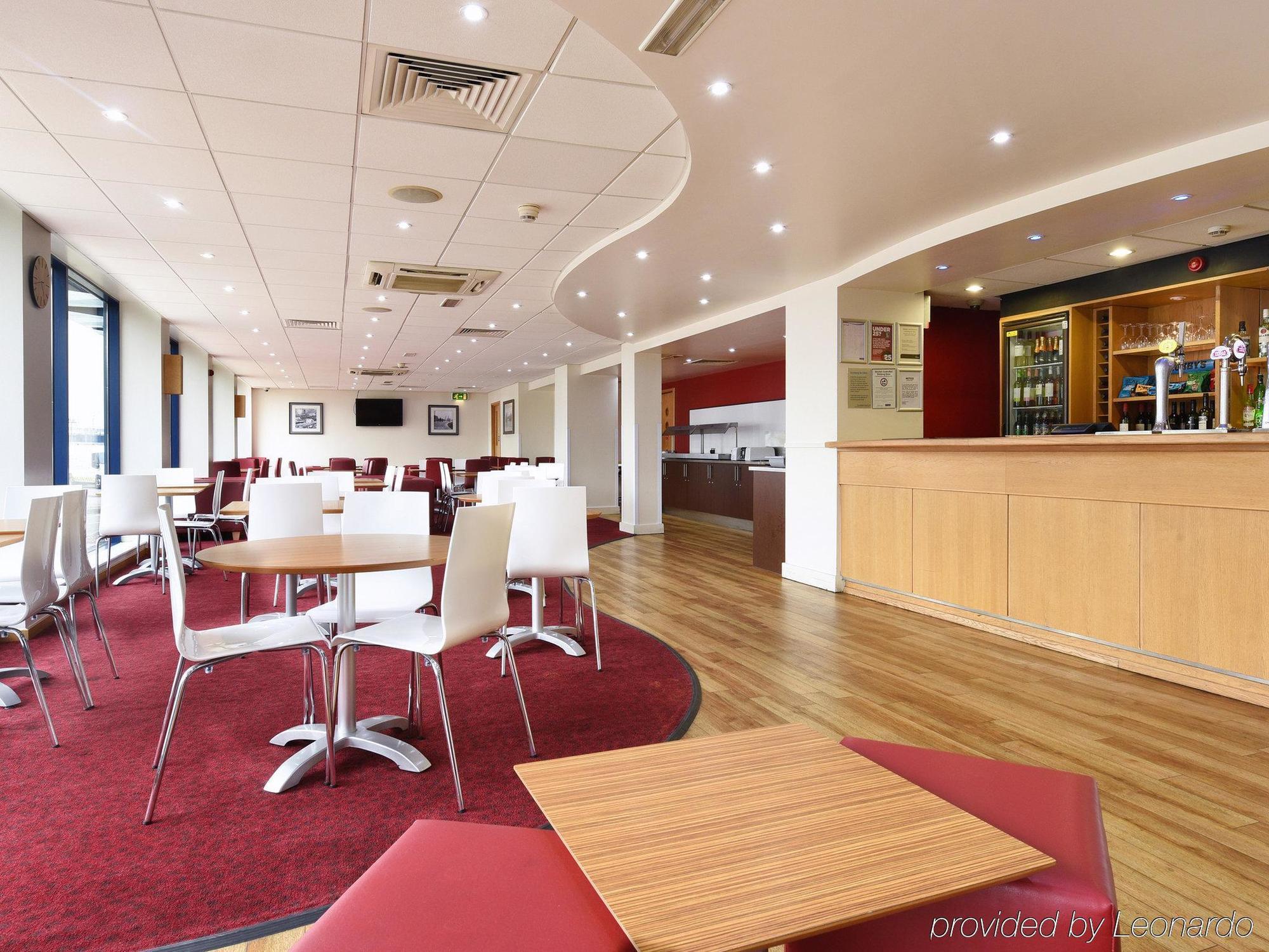 Travelodge Airport 3* Londen