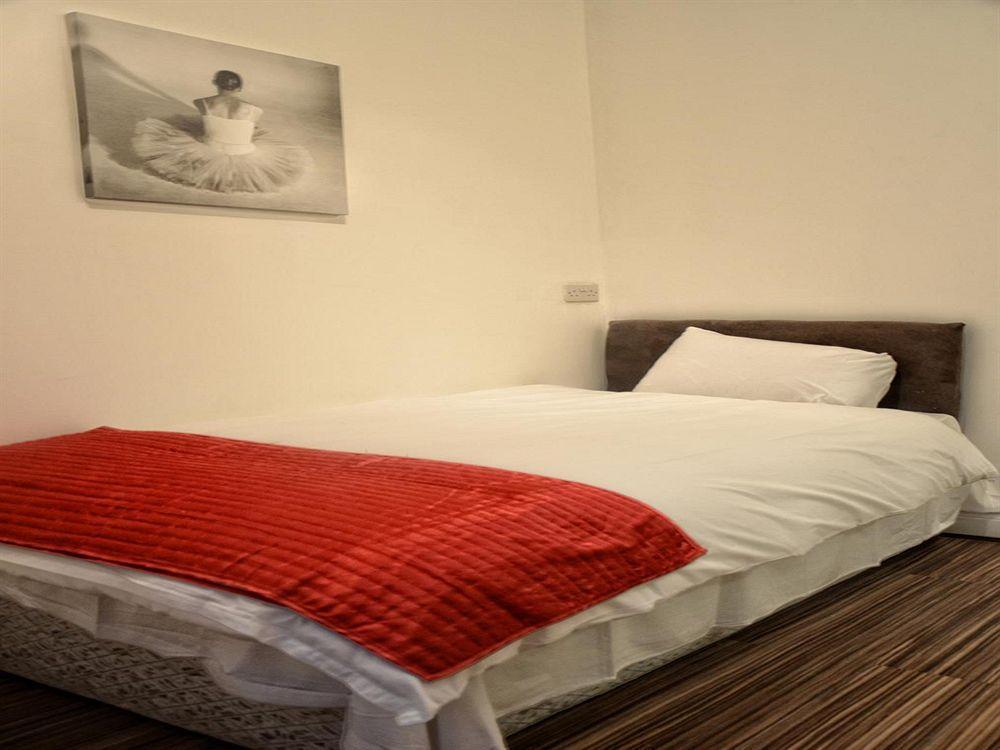 Holland Aparthotel