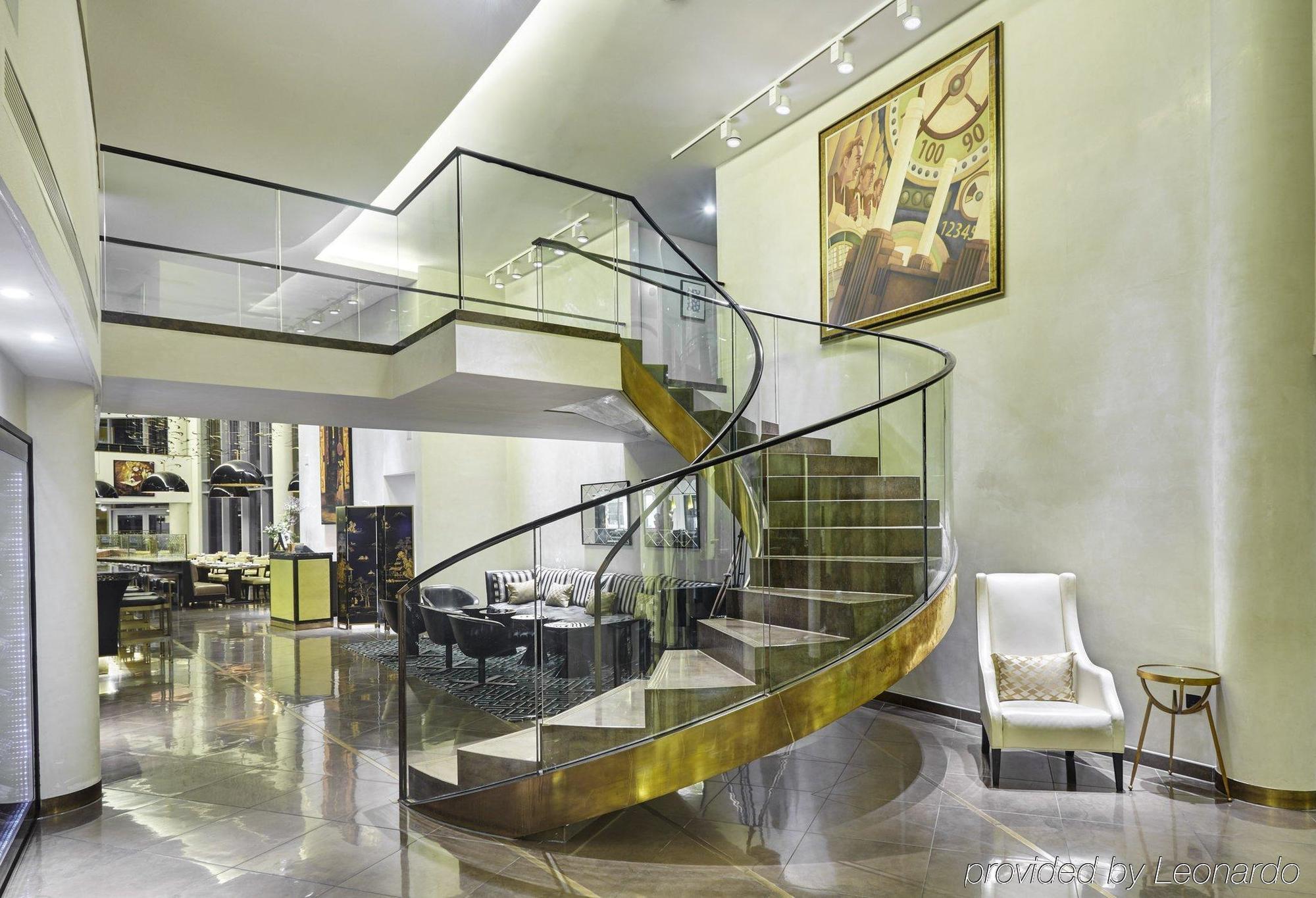 Crowne Plaza Battersea Hotel London