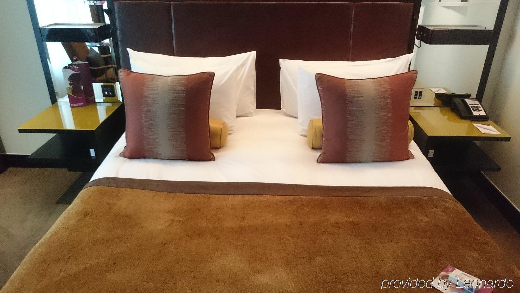 Crowne Plaza Battersea Hotel London