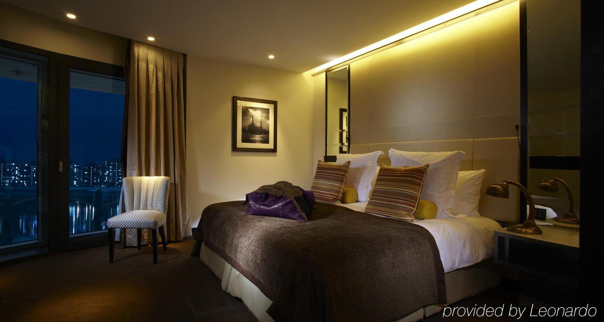 Crowne Plaza Battersea Hotel 4*