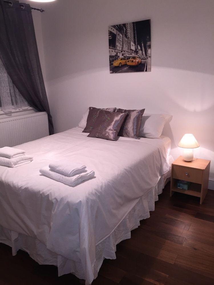 Paradise Accomodation Guest house 2*