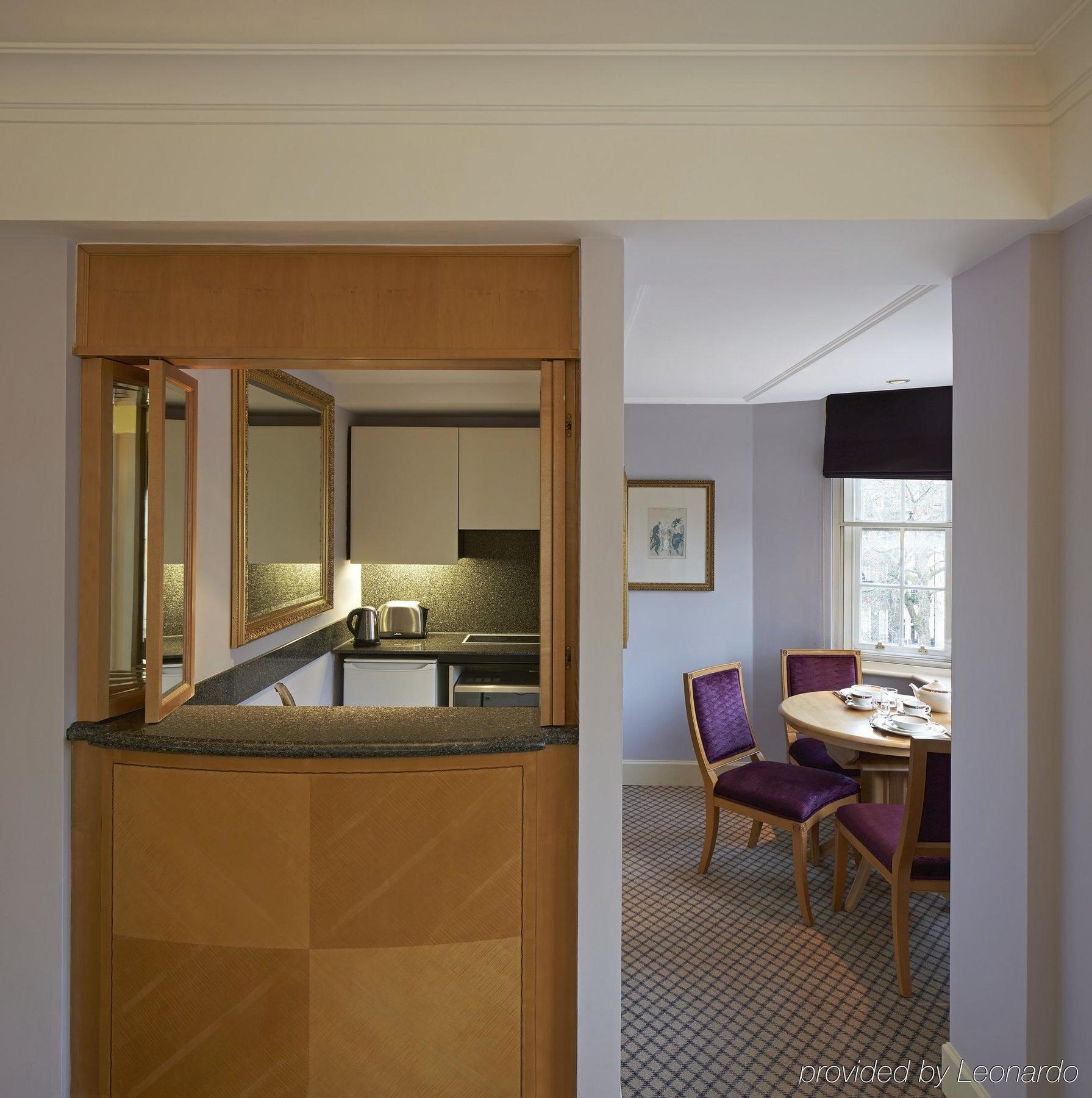 Ascott Mayfair Apartment *