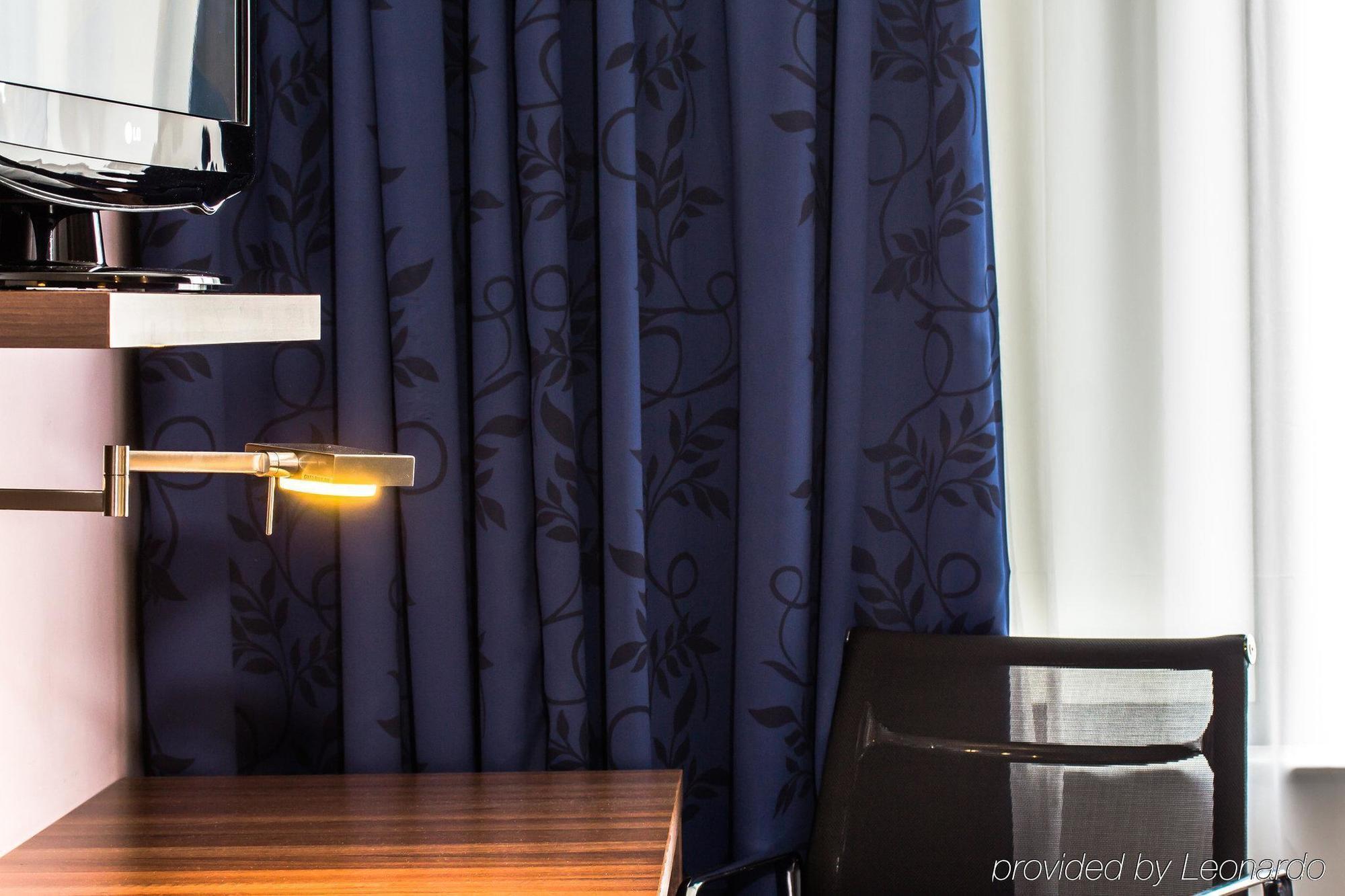 Express Earls Court By Ihg Hotell