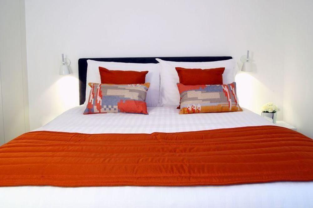 Smart - Road Apartment London