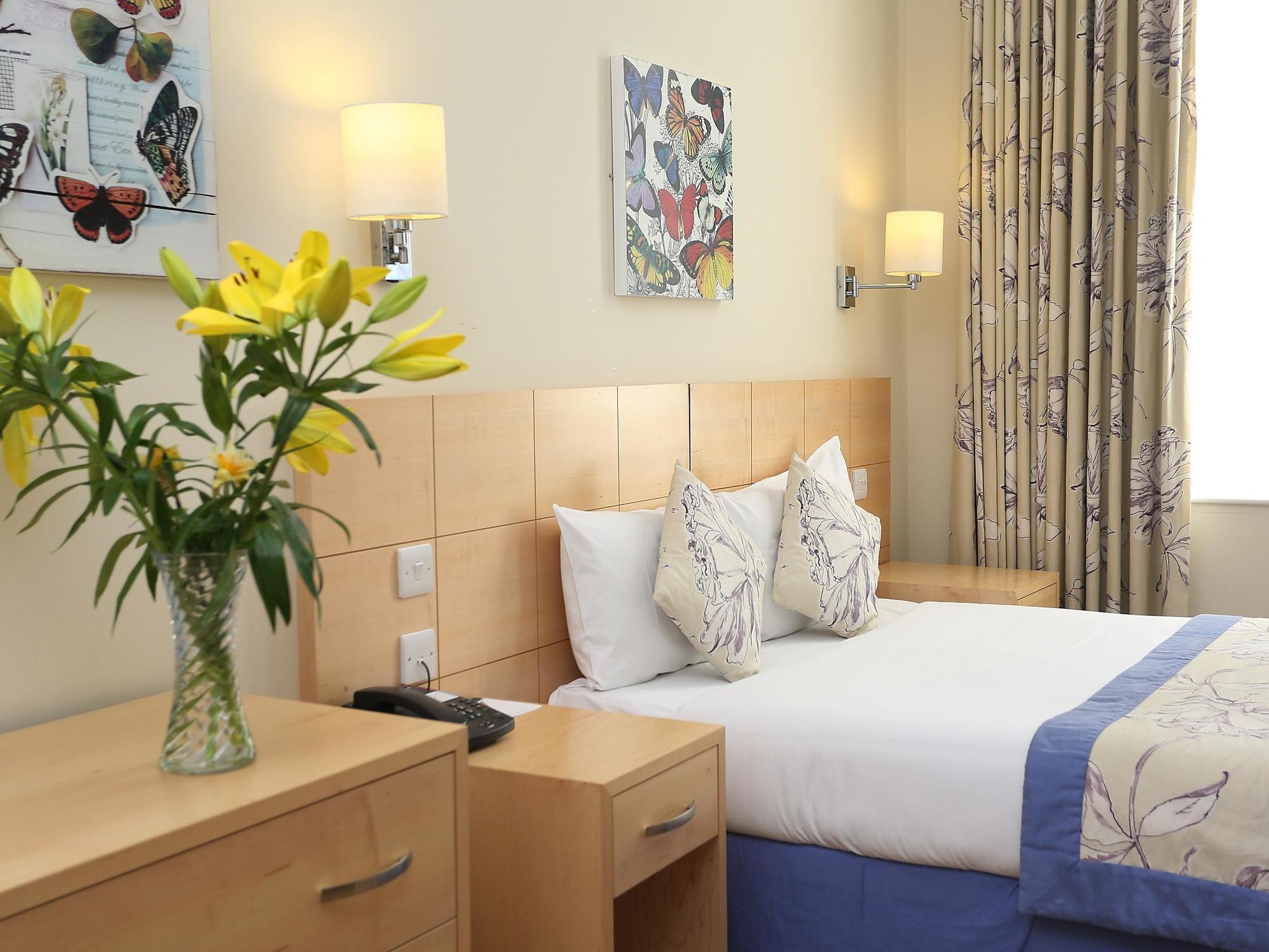 Oliver Plaza Hotell