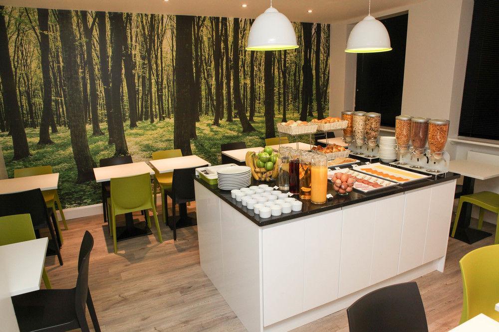 The Omega Hotel London