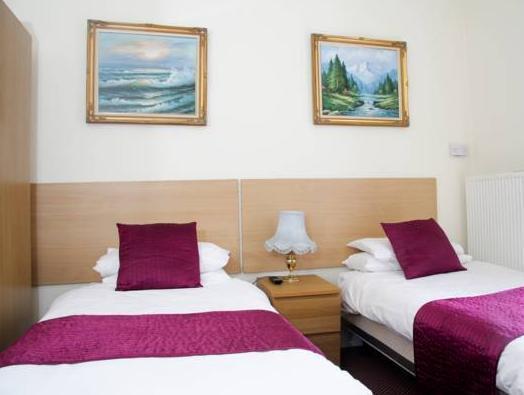 Dawson House 3*