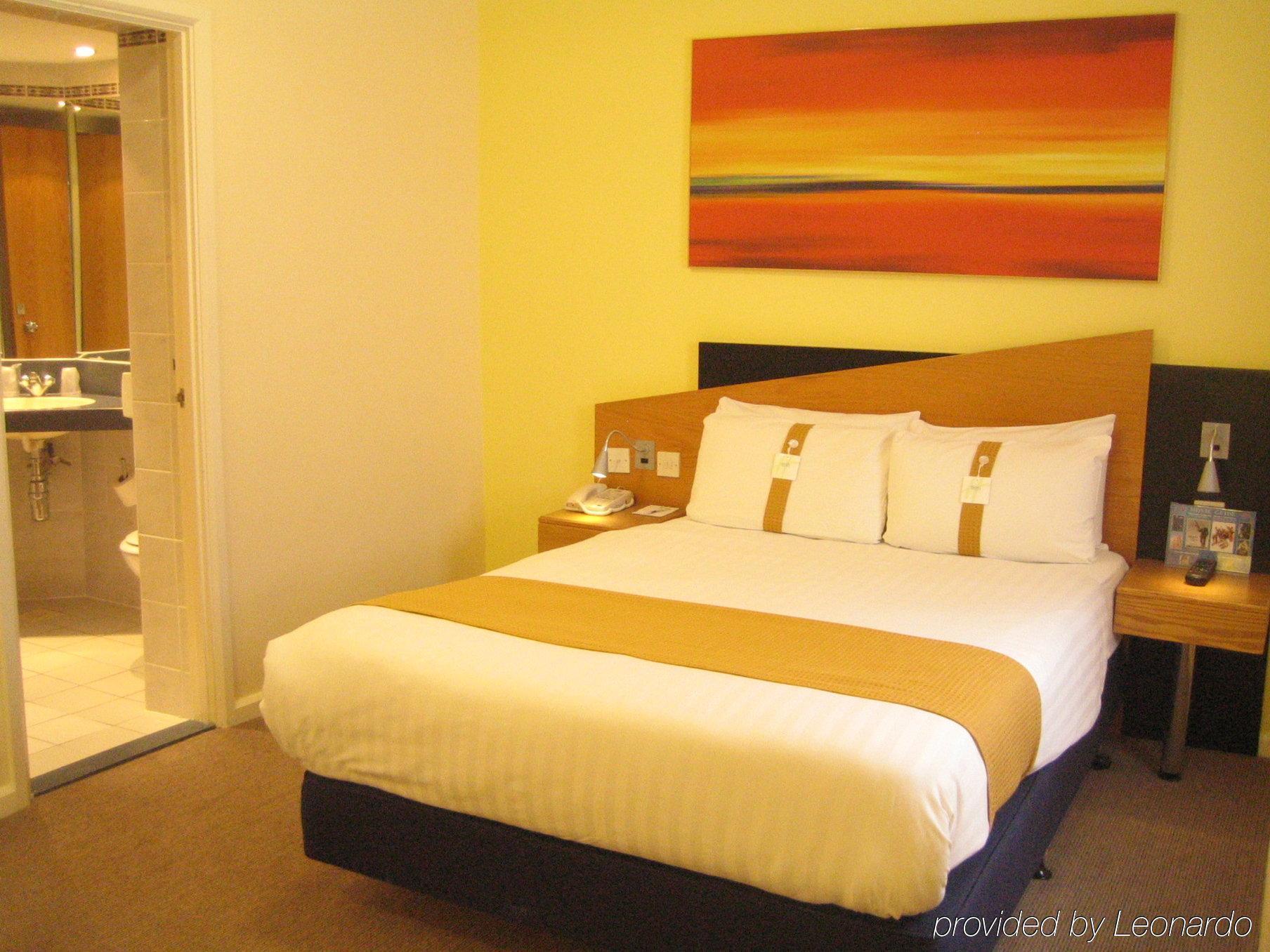 Express Victoria By Ihg 3*