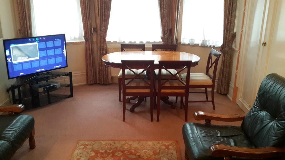 Kensingtoncourt Apartahotel 3*