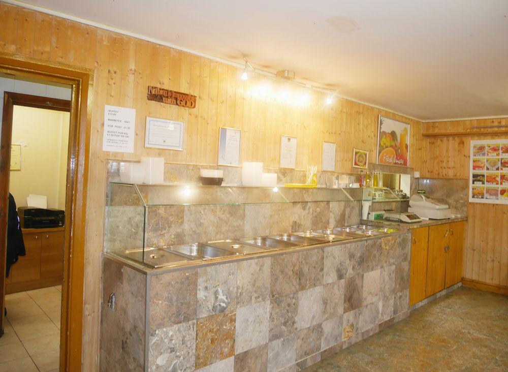 Kensal Backpackers Hostel London