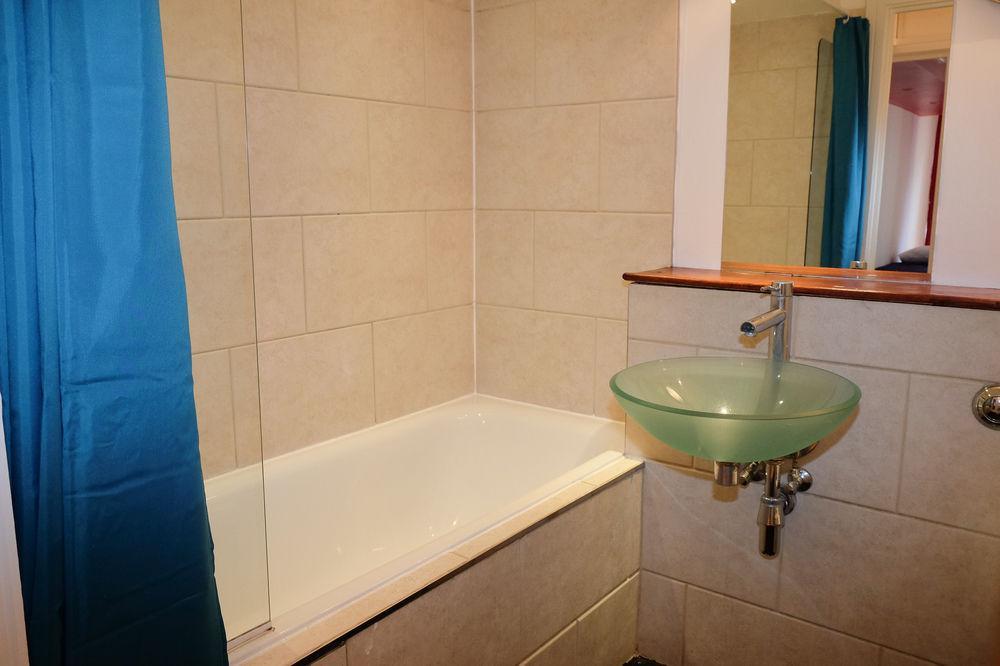 Access Farringdon Apartment *