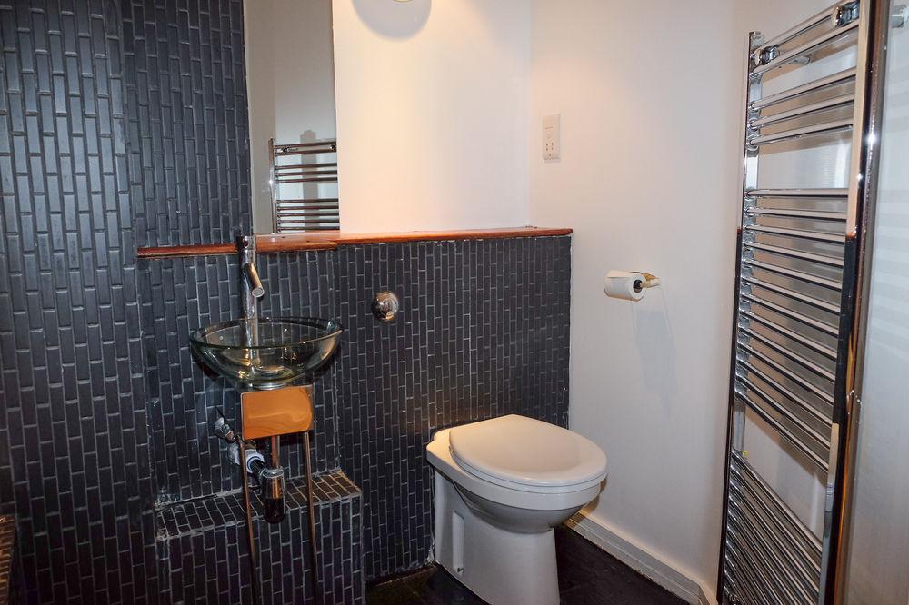 Access Farringdon Apartment London