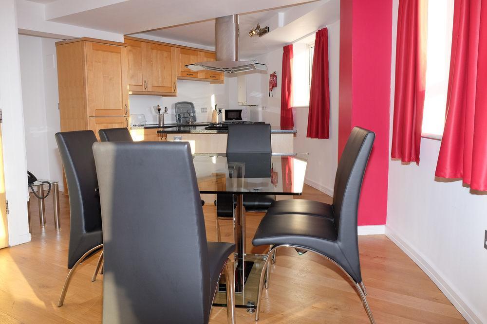 Access Farringdon Apartment London
