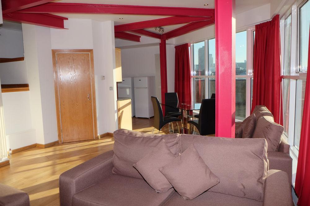 Access Farringdon Apartment London